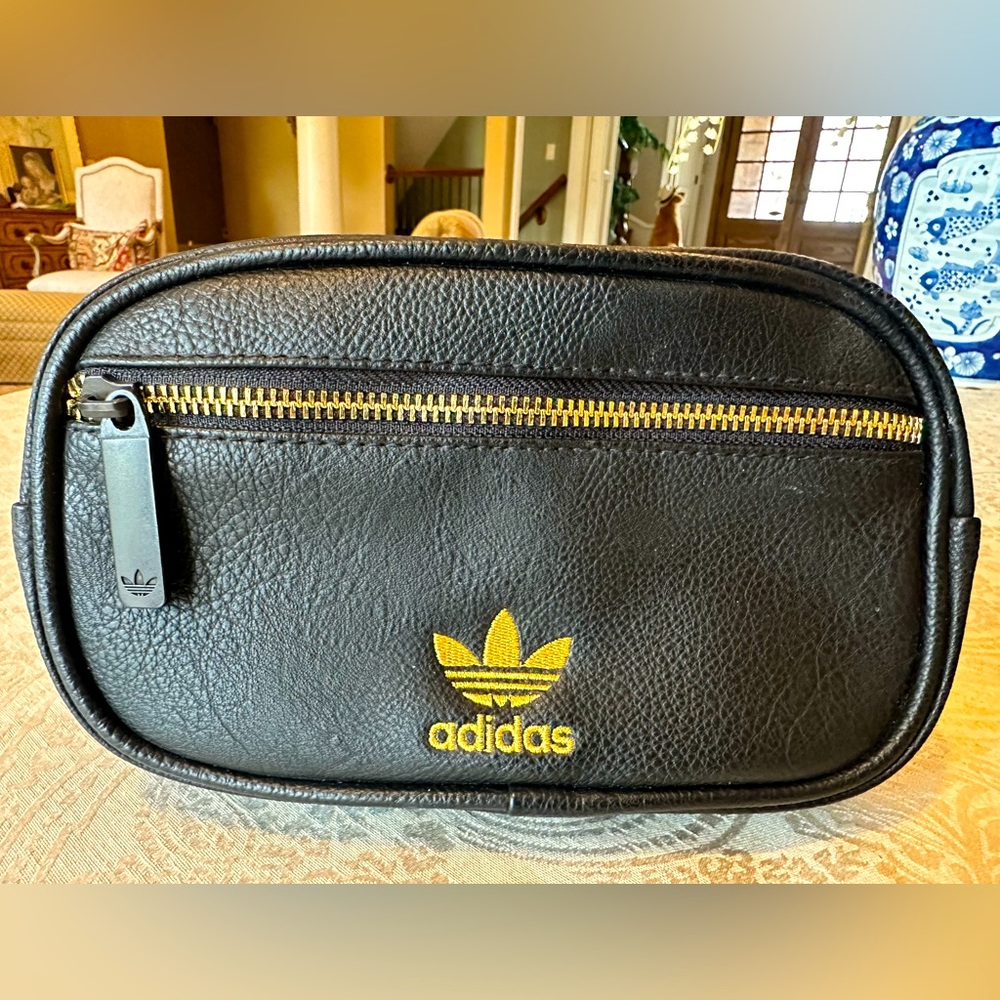 Adidas bum bag